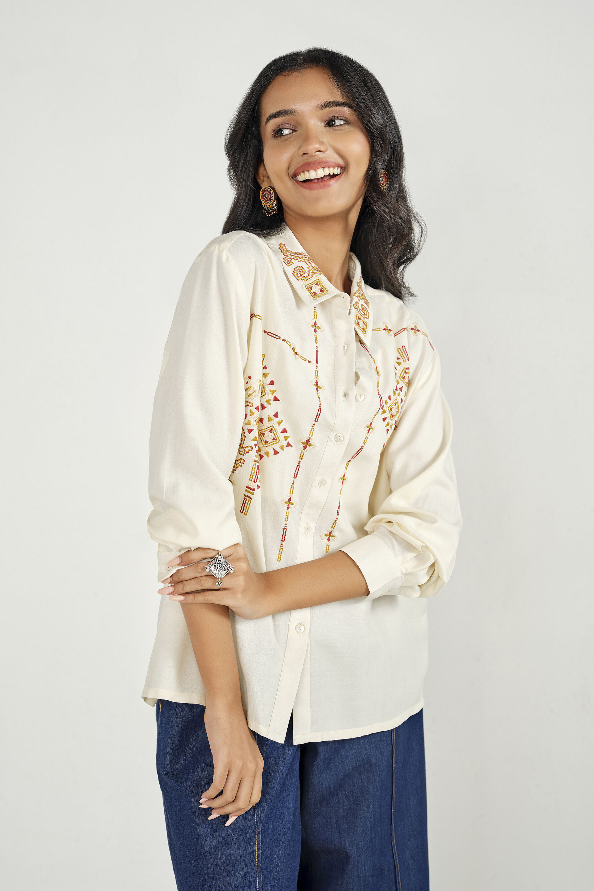 Off-White Embroidered Boxy Shirt, Off White, image 4